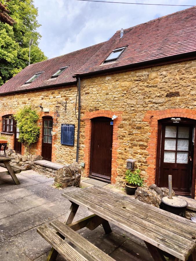 The Lampet Arms Hotel Banbury Exterior photo